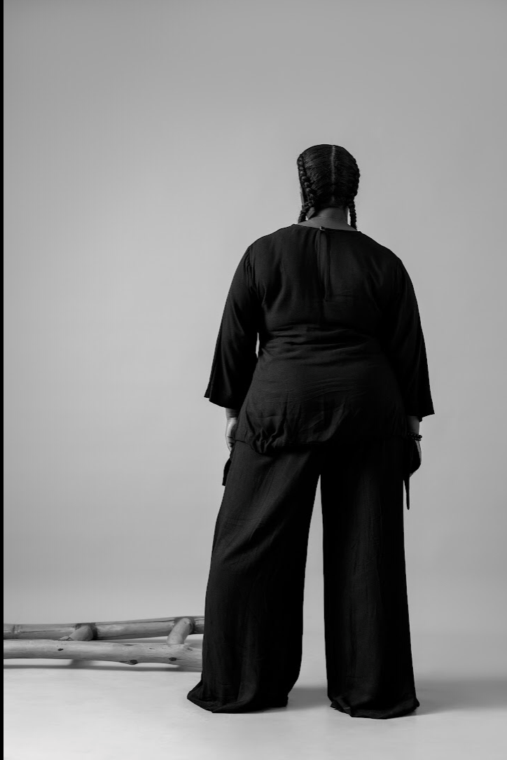 Lagos_Coord_Set_Black_Back_View